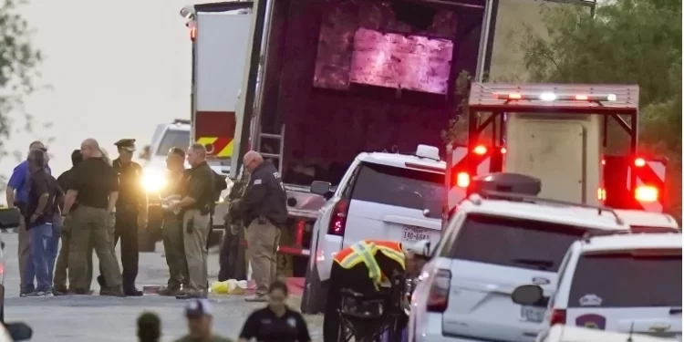 Conductor de Texas se declara culpable en caso de muerte de 53 migrantes
