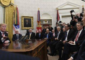 Aranceles de 25% a México y Canadá, reafirma Trump