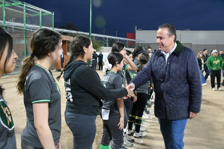 Supervisa Toño Astiazarán mejoras en el estadio de Softball Carlos Rendón