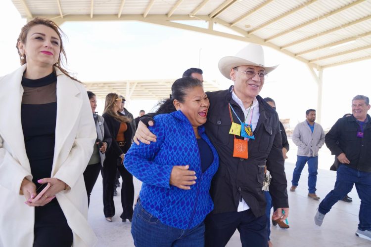 Construye Gobernador Durazo complejo educativo en Puerto Libertad a través del Plan Sonora para estudiantes de nivel básico