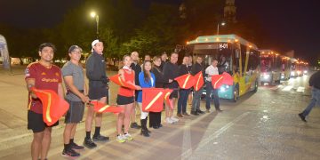 Da Toño Astiazarán banderazo de salida al HBus en su primer día de circulación