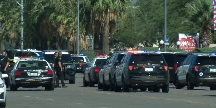 Se registra tiroteo en Tucson, muere un hombre y una mujer resulta lesionada