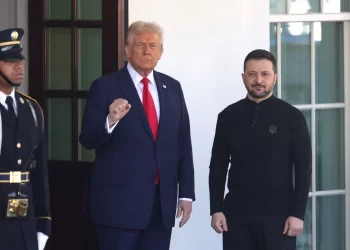 Trump y Zelensky se enfrentan durante reunión en la Casa Blanca