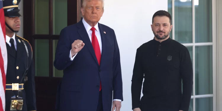 Trump y Zelensky se enfrentan durante reunión en la Casa Blanca