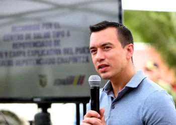 Noboa aplicará arancel del 27% a productos mexicanos