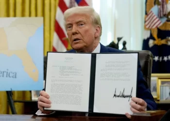 Trump firma plan para imponer aranceles recíprocos a socios comerciales