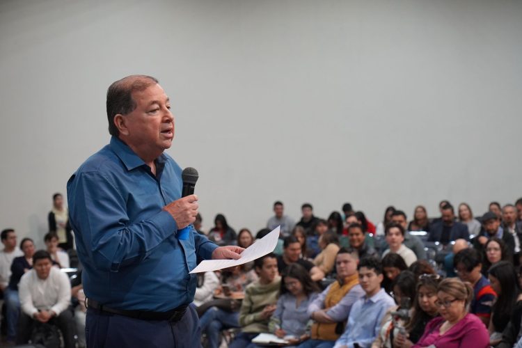 Cuauhtémoc González cierra campaña con un llamado al cambio: “¡Es la hora de la comunidad universitaria!”