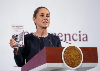 Presidenta Claudia Sheinbaum presenta la cartilla de derechos de las mujeres en el marco del 8M