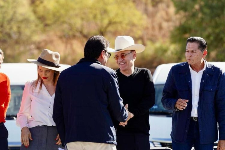 Gobernador Durazo moderniza transporte público de Nogales con nuevas unidades en circulación