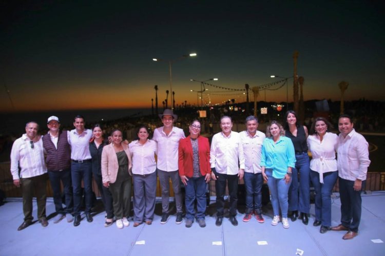 Con ambiente de fiesta y lleno total, Gobernador Durazo detona potencial turístico de Huatabampito con inauguración de Malecon