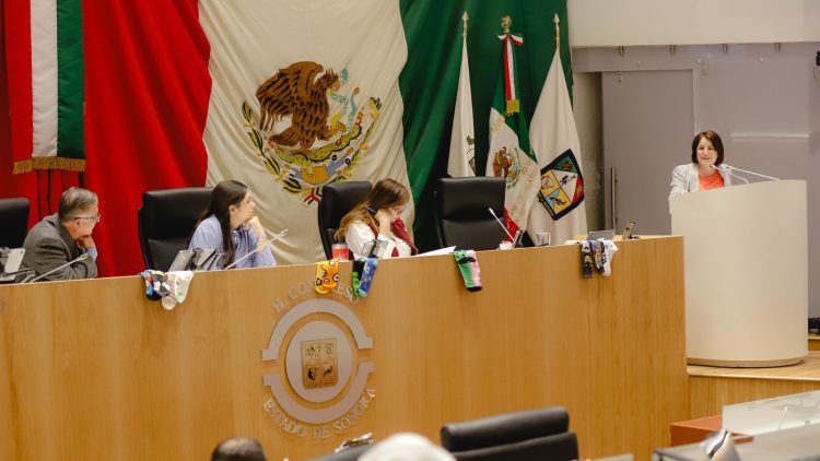 Aprueba Congreso de Sonora minuta sobre simplificación administrativa, turna iniciativas y toma protesta a funcionarios