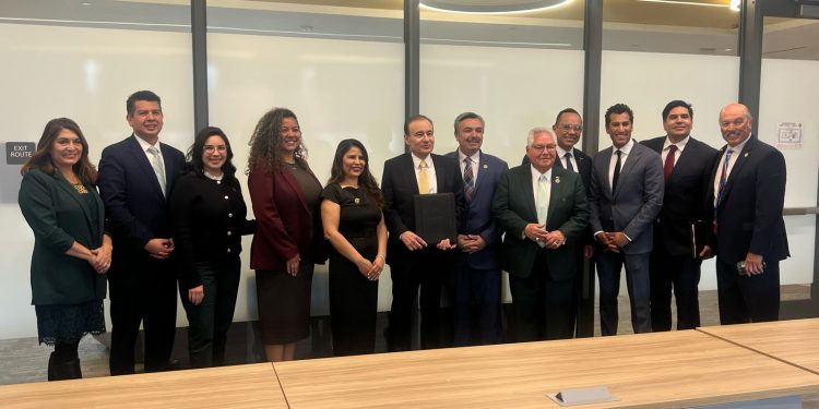 Gobernador Durazo potencia inversión en energías limpias en alianza con California