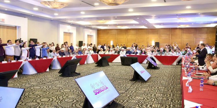 Gobernador Durazo transforma salud e infraestructura en municipios con primera red de ayuntamientos