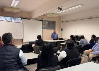 Candidato a la Rectoría de la Unison, Cuauhtémoc González se reúne con integrantes de la comunidad universitaria con discapacidad