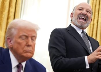 Aranceles a México y Canadá entrarán en vigor, Trump fijará niveles: jefe Comercio de EU