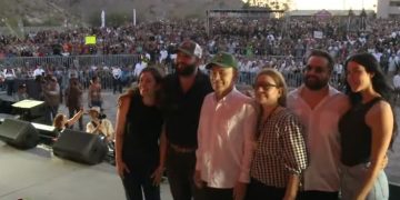 Reinauguran Gobernador Alfonso Durazo junto Carin León primera etapa del Bosque Urbano La Sauceda