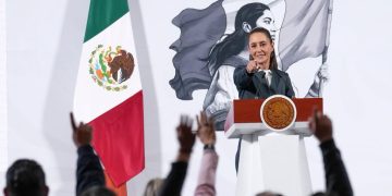 EN 2025 CUMPLIREMOS EL COMPROMISO DE QUE TODAS LAS MEXICANAS DE 60 A 64 AÑOS RECIBAN LA PENSIÓN MUJERES BIENESTAR: SHEINBAUM