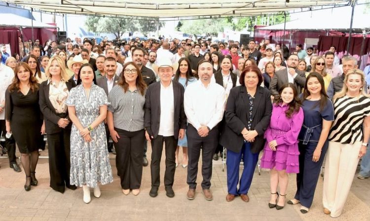 Gobernador Durazo oferta más de mil empleos para mujeres en la Feria Nacional 2025
