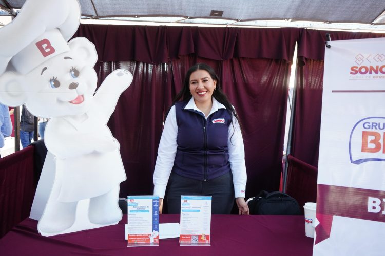 Mujeres agradecen oportunidad de empleo a Gobernador Durazo en Feria Nacional 2025