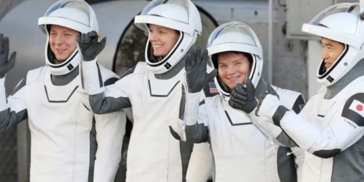 SpaceX lanza la misión Crew-10 que allanará el camino para el regreso de Butch Wilmore y Suni Williams de la NASA