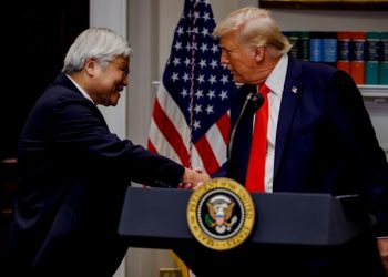 Trump anuncia una inversión de 100.000 millones de dólares del fabricante de chips TSMC en Arizona