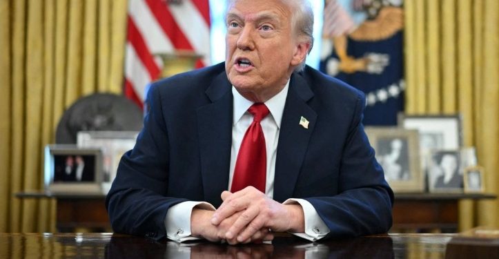EU impondrá aranceles de 25% a los autos no fabricados en ese país: Trump