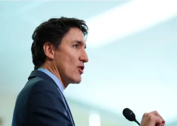 Trump extiende la exención de aranceles a algunos productos canadienses