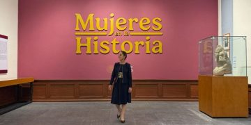 Sheinbaum inaugura la sala mujeres en la historia en palacio nacional en conmemoración del 8M