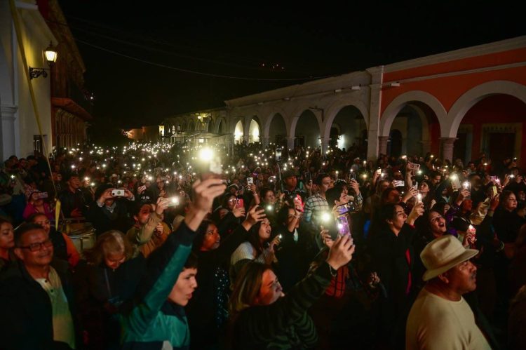 Gobernador Durazo logra récord histórico de más de 550 postulaciones de artistas para FAOT 2026