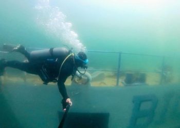 Consolida Gobernador Durazo a San Carlos como destino mundial de buceo con nuevo arrecife artificial