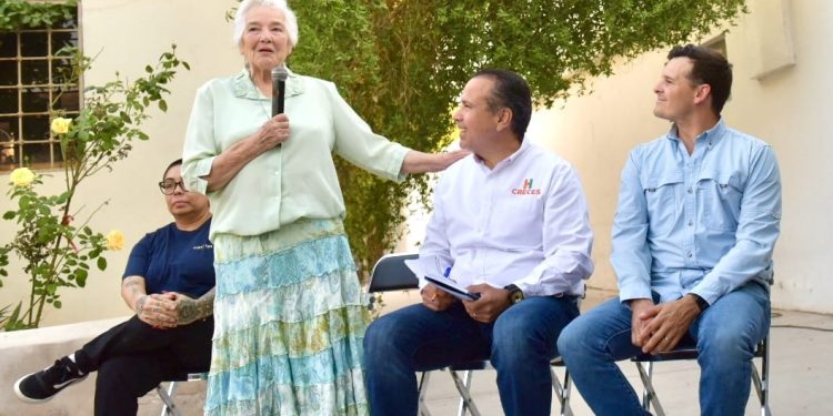 Atiende Toño Astiazarán a familias de la San Benito con Miércoles En Tu Colonia