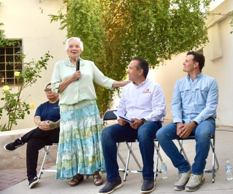 Atiende Toño Astiazarán a familias de la San Benito con Miércoles En Tu Colonia