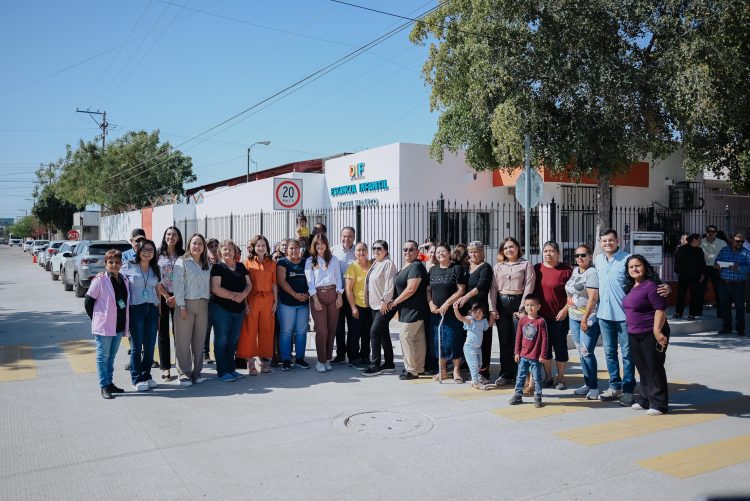 Beneficia Toño Astiazarán a hermosillenses con pavimento de concreto en varios puntos de la ciudad