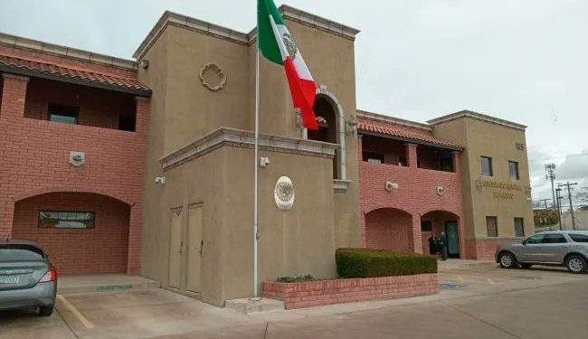 Incumplimiento de pagos salariales en consulados de México en EEUU provoca inconformidades