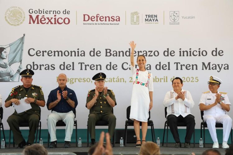 Presidenta Claudia Sheinbaum da  banderazo de inicio de obras del tren de carga del Tren Maya 