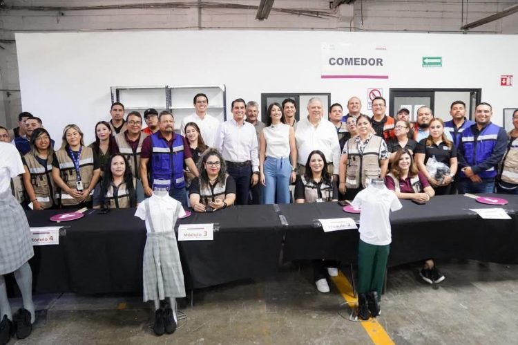 Gobernador Durazo inicia entrega de uniformes gratuitos a partir del 20 de mayo