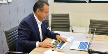 Hermosillo es ejemplo de innovación en alumbrado público con energía limpia: Toño Astiazarán