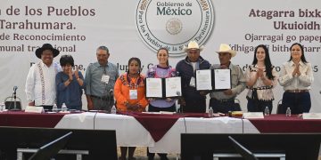Sheinbaum restituye más de 820 hectáreas a los pueblos ódami y rarámuri de la sierra tarahumara en Chihuahua