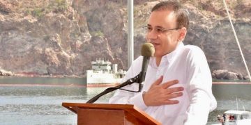 Gobernador Durazo es reconocido en Tianguis Turístico con modelo de turismo sustentable