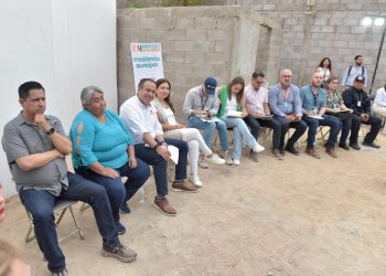 Acerca Toño Astiazarán servicios del Gobierno Municipal a vecinas y vecinos del Altares