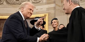 Aranceles globales de Trump se restablecen temporalmente; corte de apelación suspende el fallo que los bloquea