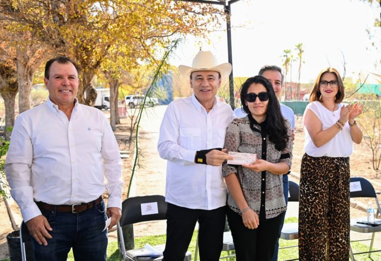 Gobernador Durazo proyecta legado ambiental con plantación de más de 4 mil árboles en La Sauceda