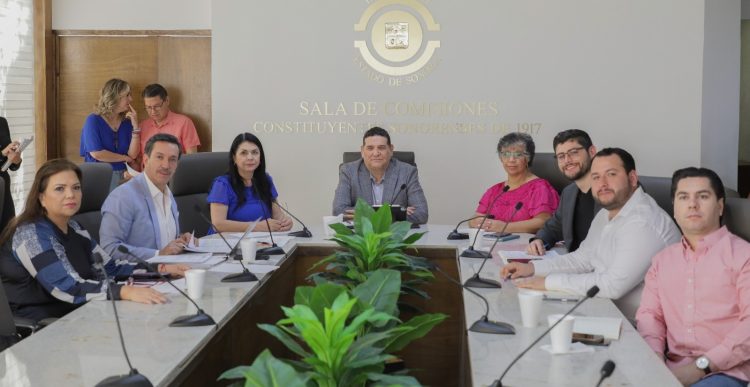 Aprueba Comisión de Gobernación reforma constitucional sobre transparencia, no reelección y nepotismo