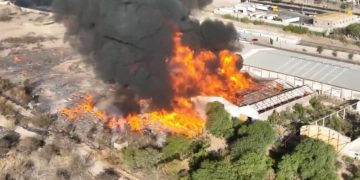 Reportan dos incendios activos en sierra de Sonora y un Incendio en la zona industrial de Hermosillo