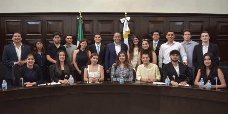Impulsa Cabildo Juvenil de Hermosillo acciones a favor del reciclaje y la participación ciudadana