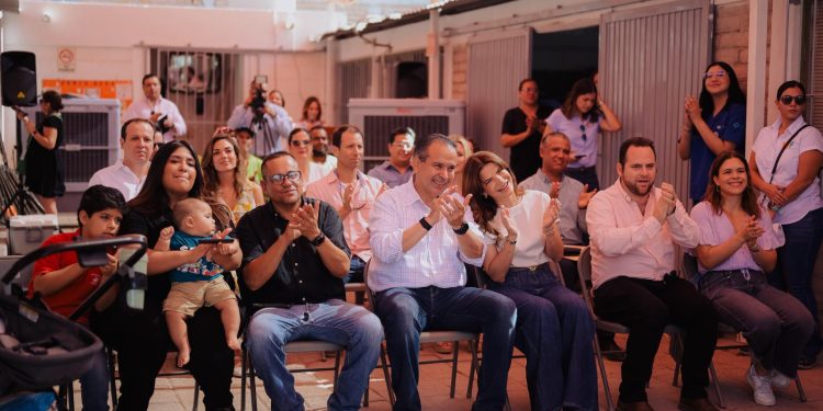 Dan Toño Astiazarán y Patty Ruibal banderazo de arranque a la rehabilitación en Casa Galilea