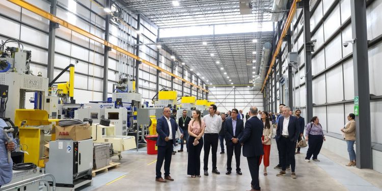 Gobernador Durazo atrae con el Plan Sonora inversión industrial y más de 300 empleos para Nogales