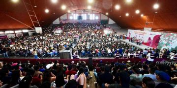 Cumple Gobernador Durazo a población del sur con becas a estudiantes y apoyos para familias vulnerables