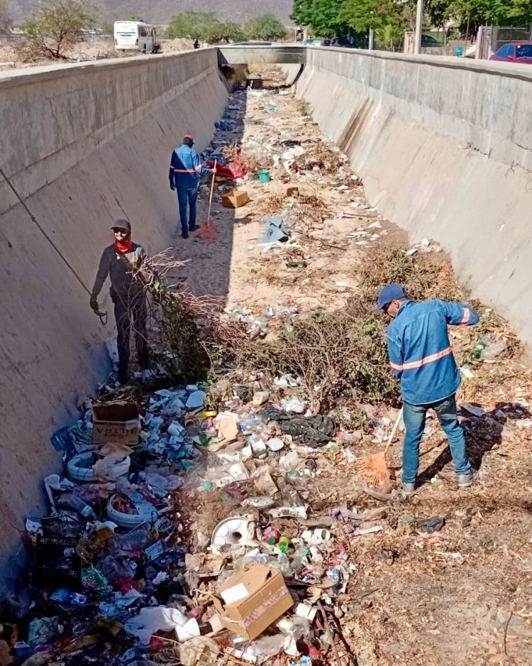 Presenta Servicios Públicos Municipales 90 por ciento de avance en limpieza de canales y arroyos