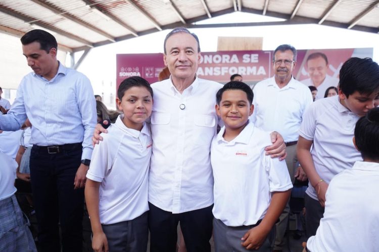 Compromiso cumplido: Gobernador Durazo avanza con entrega de uniformes gratuitos en 67 municipios